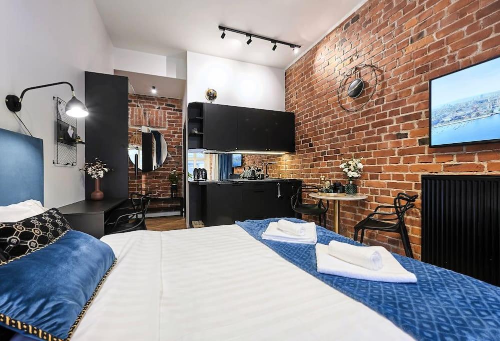 Urban-Glam City Centre Studio With A Gym And Terrace ทาลลินน์ ภายนอก รูปภาพ