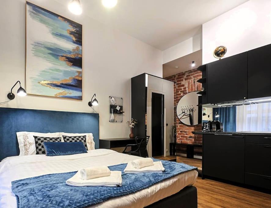 Urban-Glam City Centre Studio With A Gym And Terrace ทาลลินน์ ภายนอก รูปภาพ