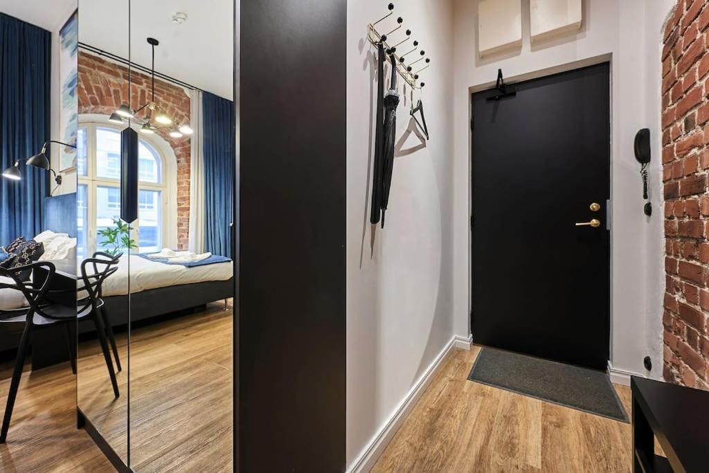 Urban-Glam City Centre Studio With A Gym And Terrace ทาลลินน์ ภายนอก รูปภาพ